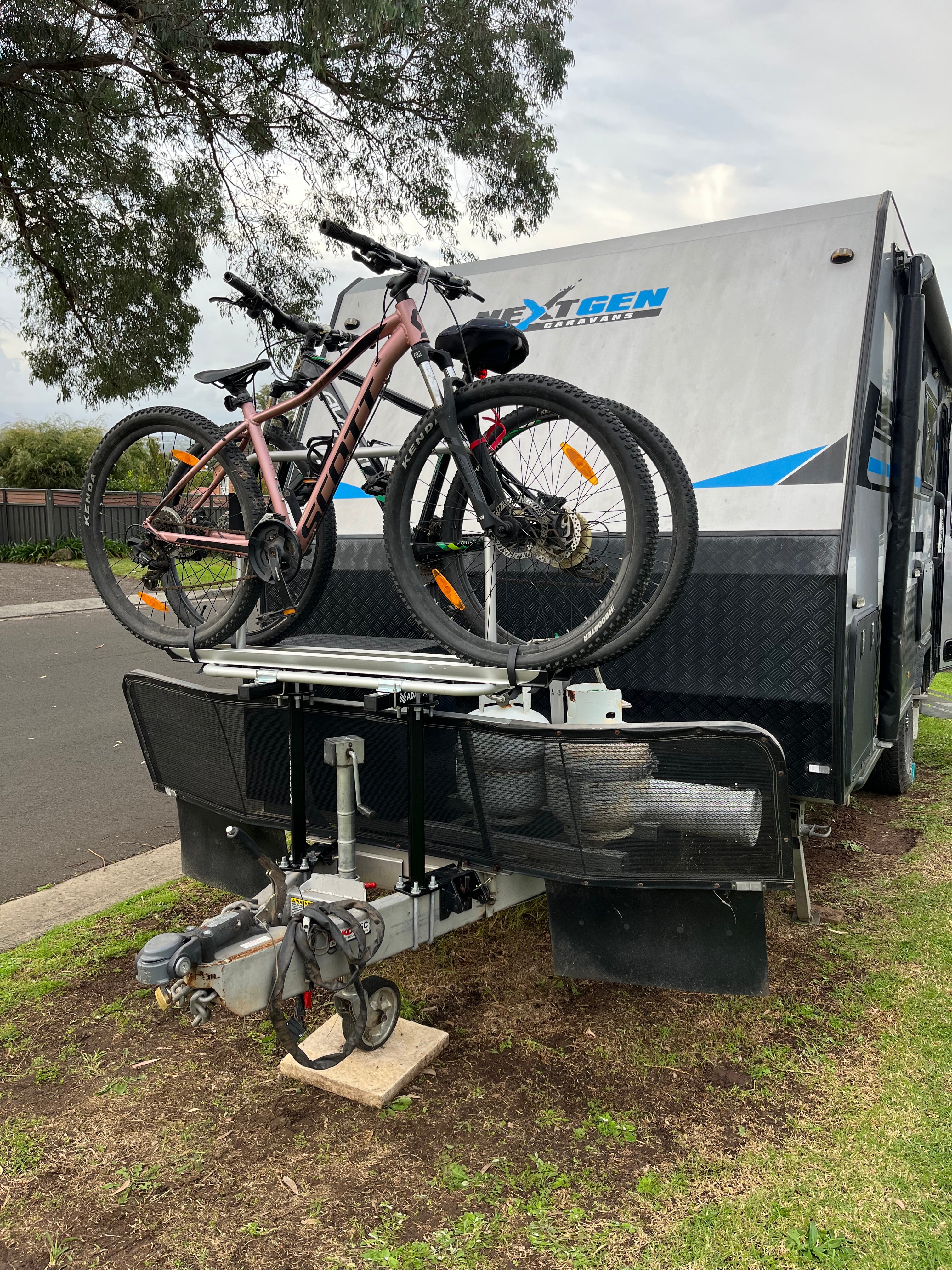 Fixed Bar ADAPTA-Rack